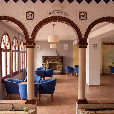 Hotel Comarruga Platja Екстериор снимка