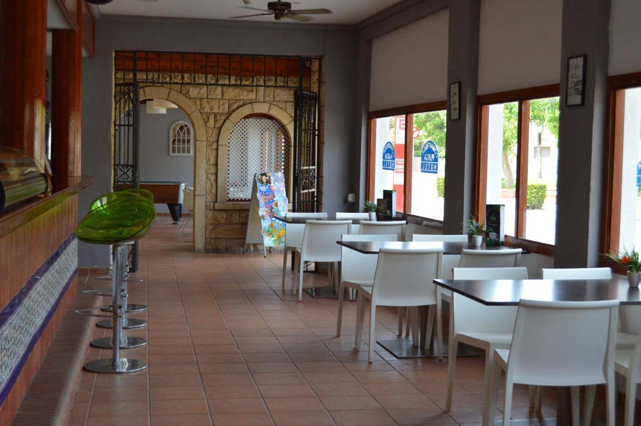 Hotel Comarruga Platja Екстериор снимка
