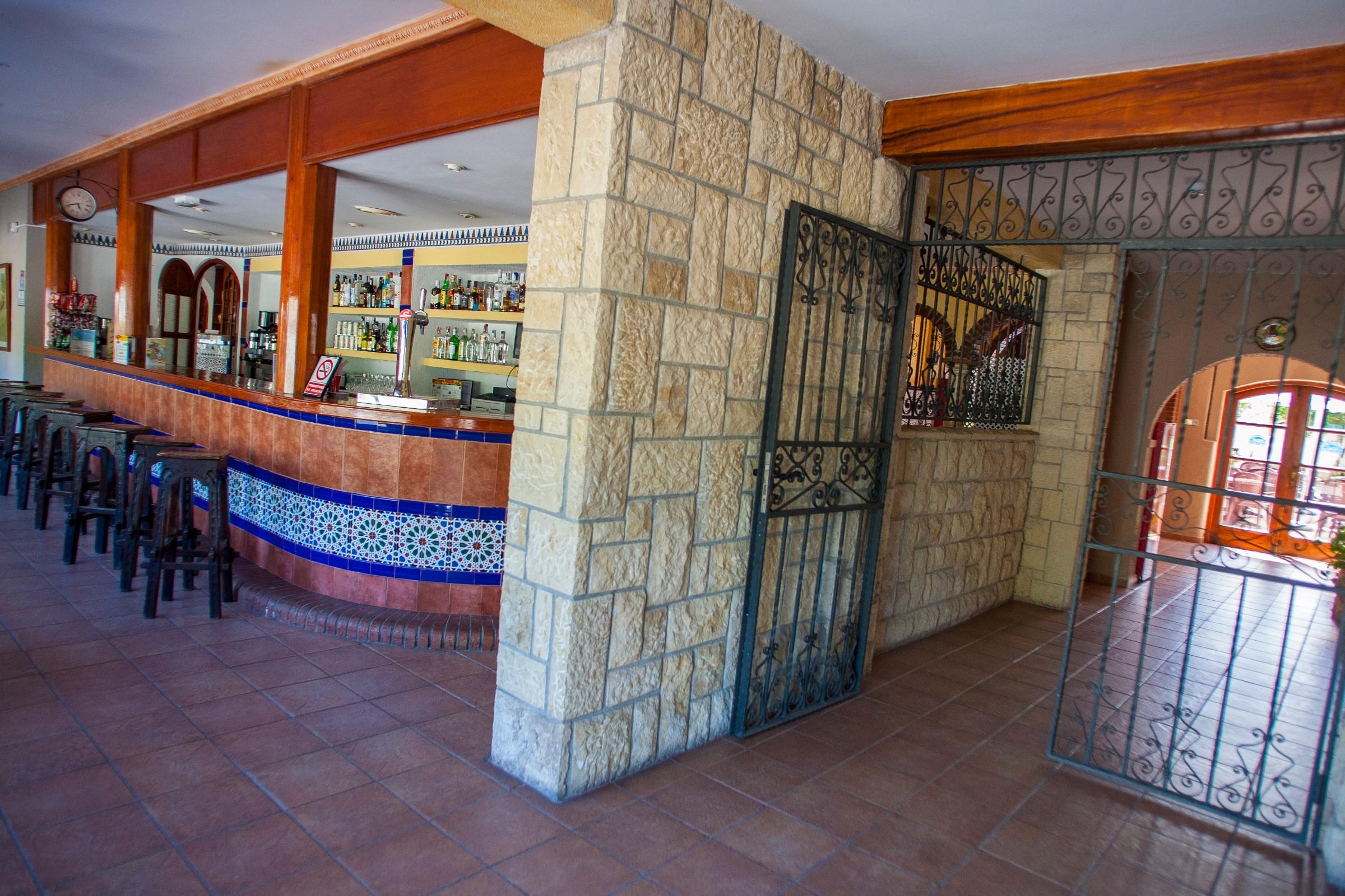 Hotel Comarruga Platja Екстериор снимка