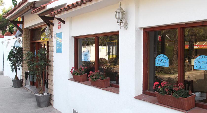 Hotel Comarruga Platja Екстериор снимка